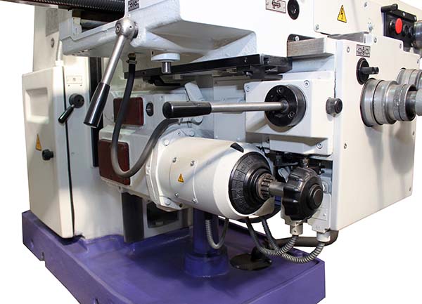 Фото широкоуніверсального фрезерного верстата ВМ-130